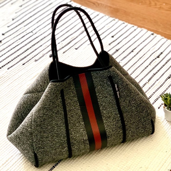 Haute Shore Handbags - 💕Haute Shore Greyson neoprene bag/tote/purse!